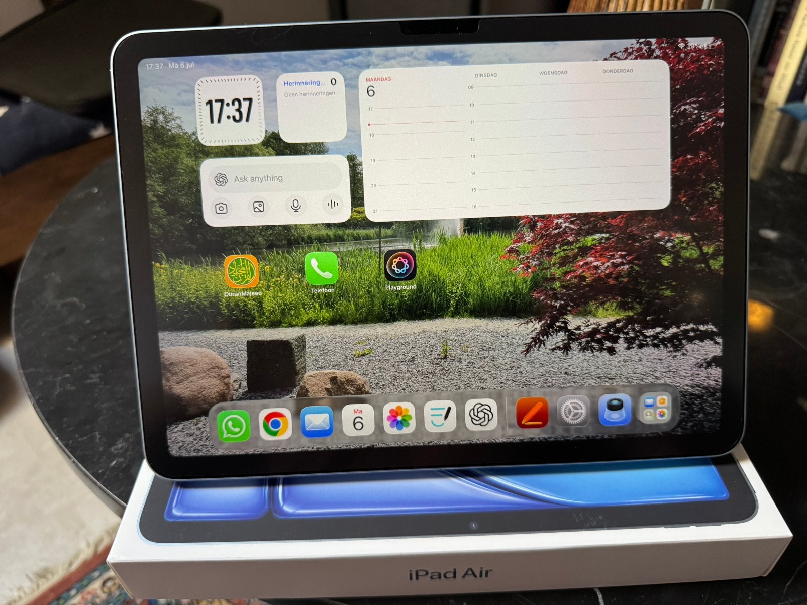 Ipad air 11inch, m3, 128gb wifi blauw +garantie+bon+doos, Blauw, Apple iPad Air, 11 inch, Ophalen of Verzenden