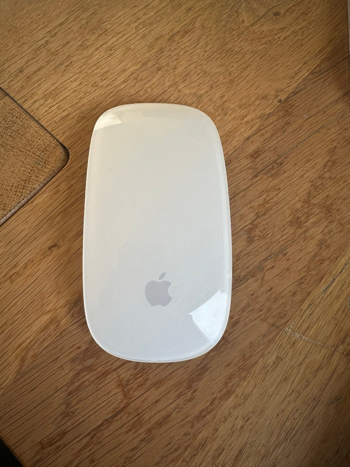Apple Magic Mouse 2, Computers en Software, Muizen, Rechtshandig, Muis, Ophalen of Verzenden, Zo goed als nieuw
