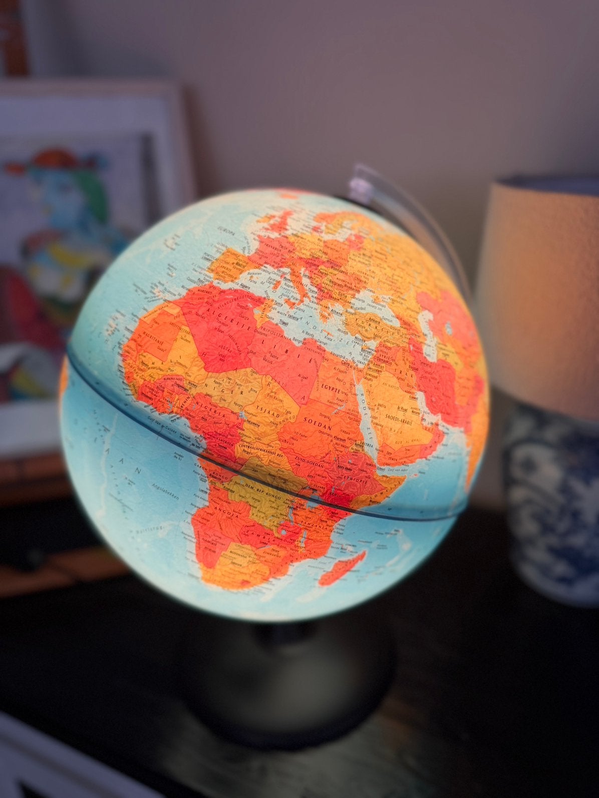Grote wereldbol lamp in zeer goede staat, Huis en Inrichting, Ophalen of Verzenden, Zo goed als nieuw