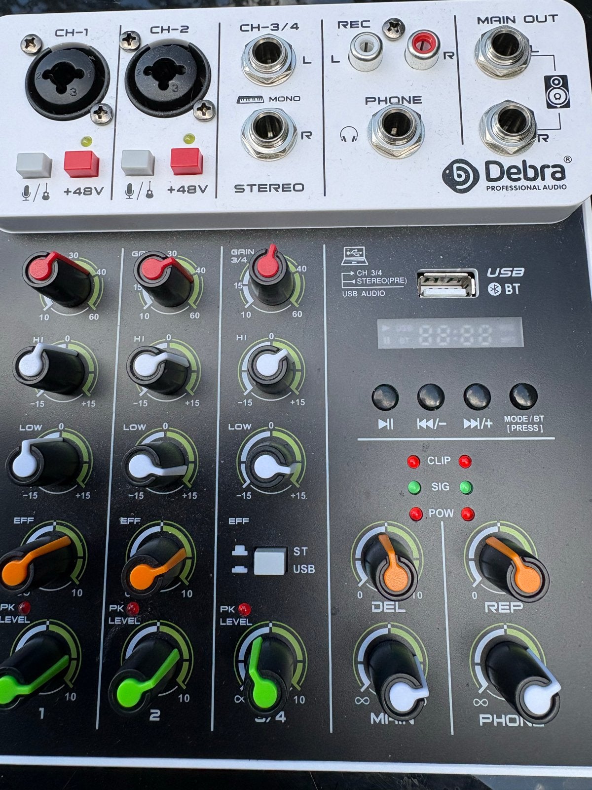 Debra Professionele Audio Mixer - AFGEPRIJSD!, Ophalen, Zo goed als nieuw, Minder dan 5 kanalen, Microfooningang