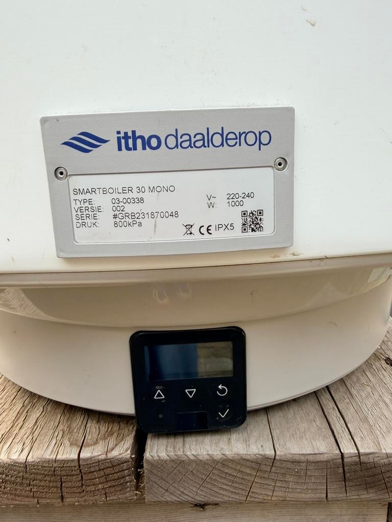 Itho Smartboiler 30L, Doe-het-zelf en Verbouw, Geisers en Boilers, Ophalen, 20 tot 100 liter, Boiler, Minder dan 3 jaar oud