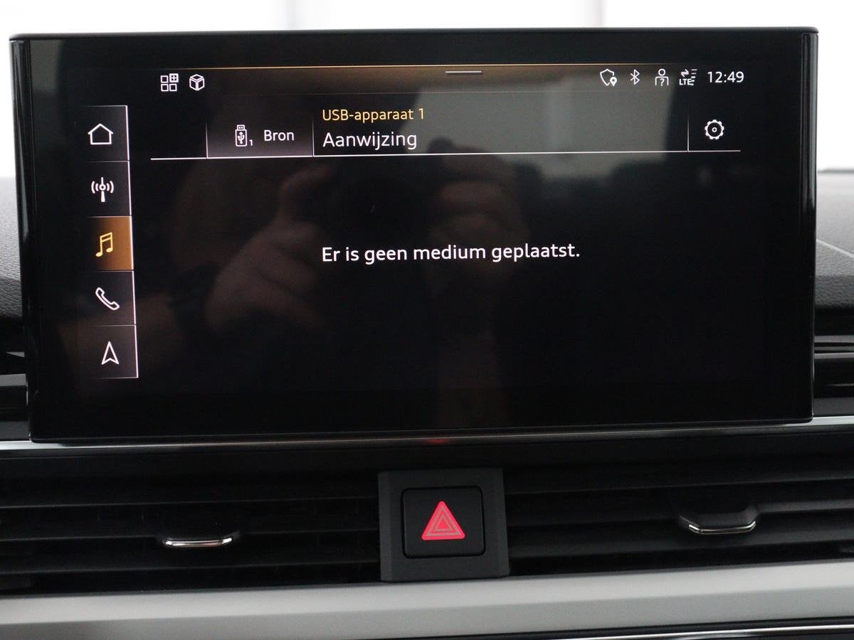 Foto 11 van Audi A4 Limousine 35 TFSI Launch edition Business | Cruise c