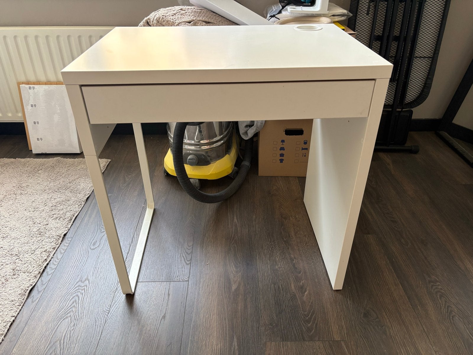 IKEA Micke bureau 73x50 cm met lade en kabelgoot, Ophalen, Overige typen, Gebruikt, IKEA