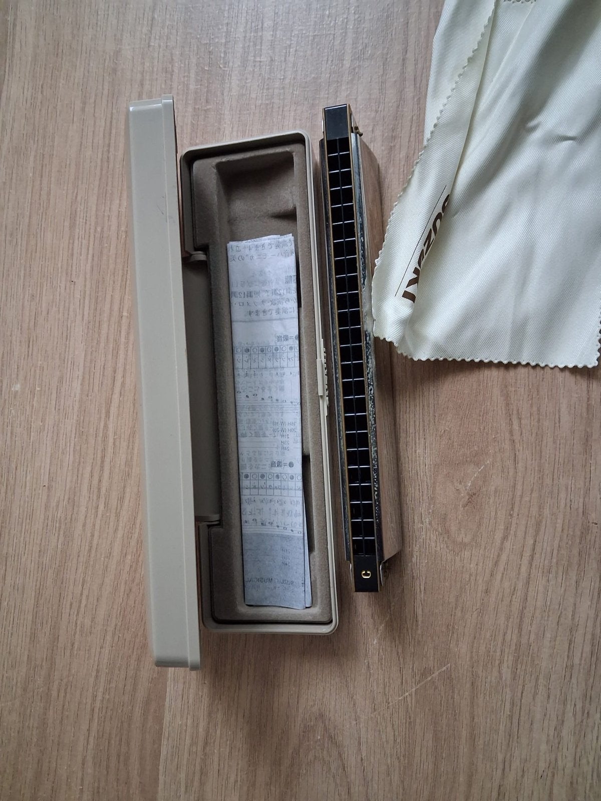 Suzuki Tremolo Mondharmonica SU-24 Timer C, Ophalen, C-mondharmonica, Zo goed als nieuw, Met koffer of doosje