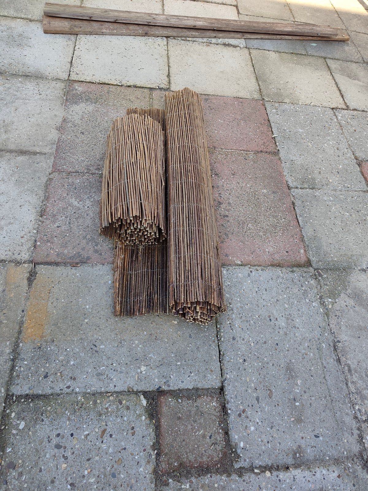 GRATIS wilgen rollen, Ophalen, Hout, Minder dan 3 meter, 1 tot 2 meter