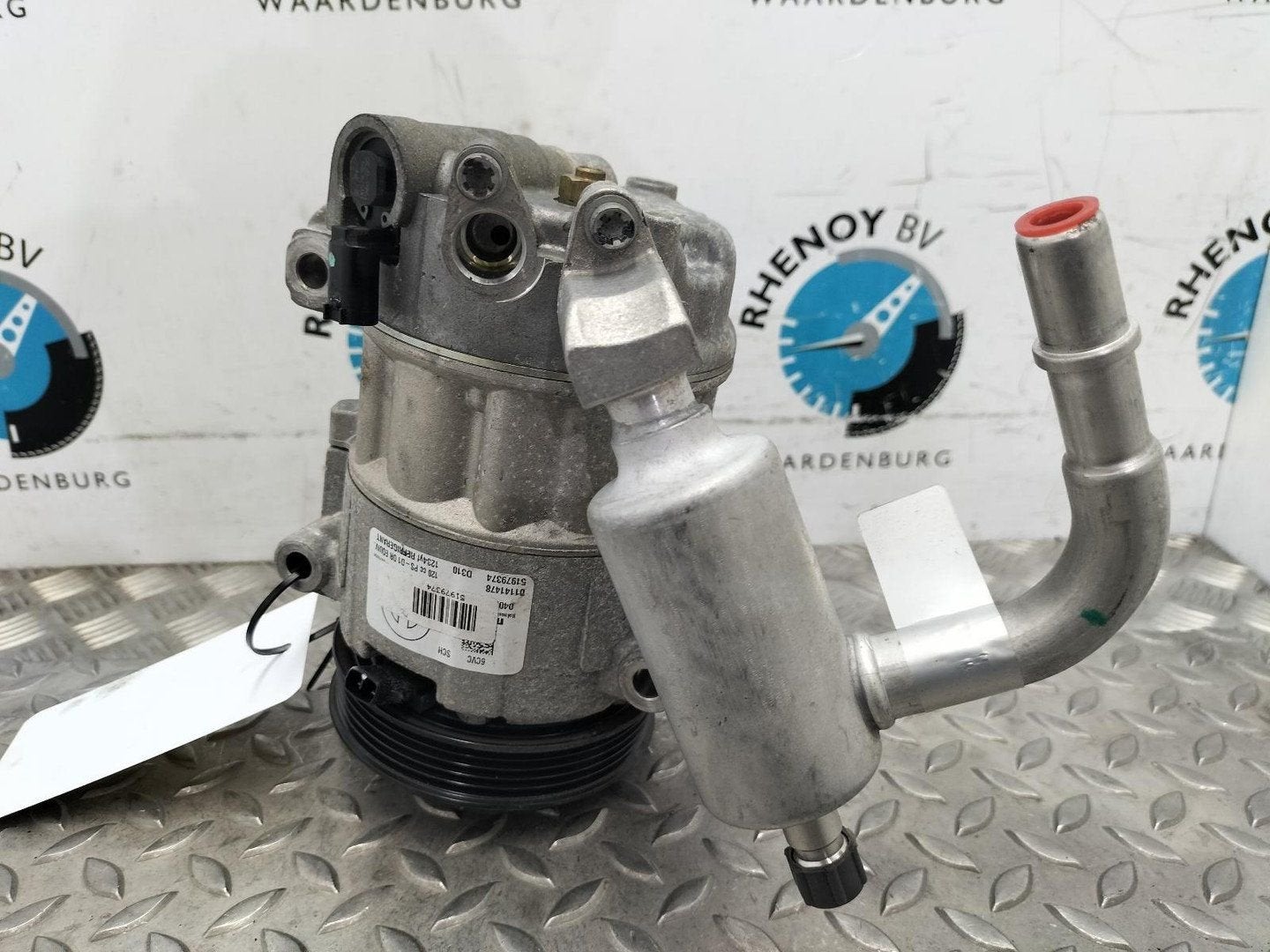JEEP COMPASS AIRCO COMPRESSOR / AIRCOPOMP 5263624, 01141478, Ophalen of Verzenden, Gebruikt, Stiba lid