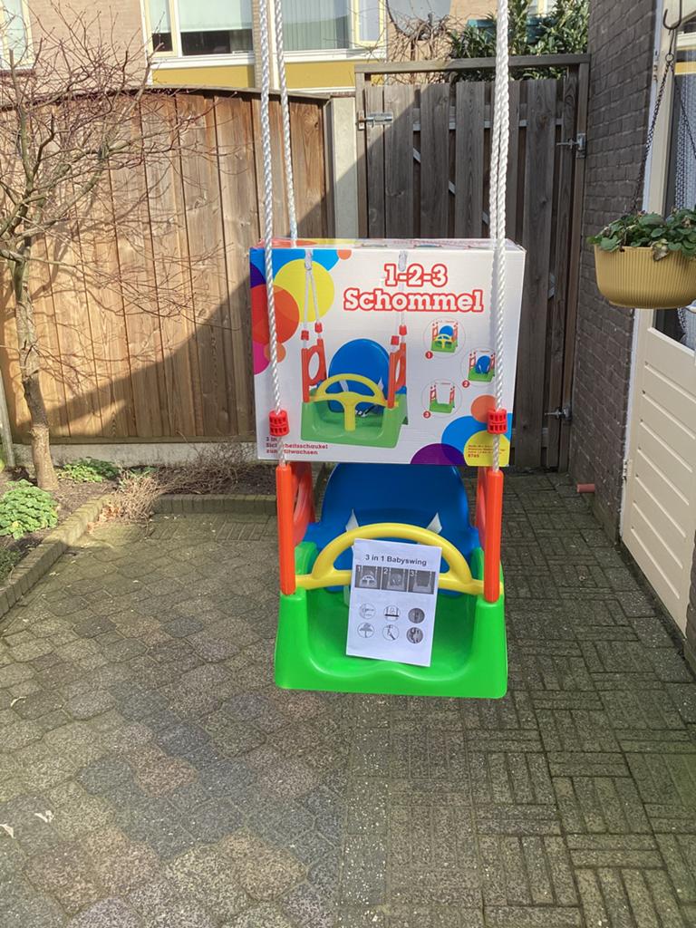 Leuke meegroei schommel., Ophalen, Zo goed als nieuw, Schommel