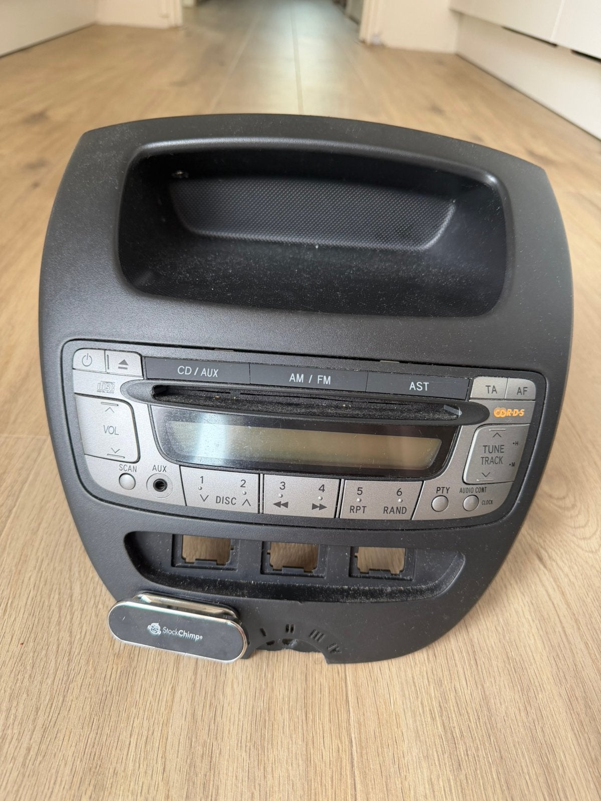 Originele Peugeot 107 radio met frame, Auto diversen, Autoradio's, Ophalen, Gebruikt