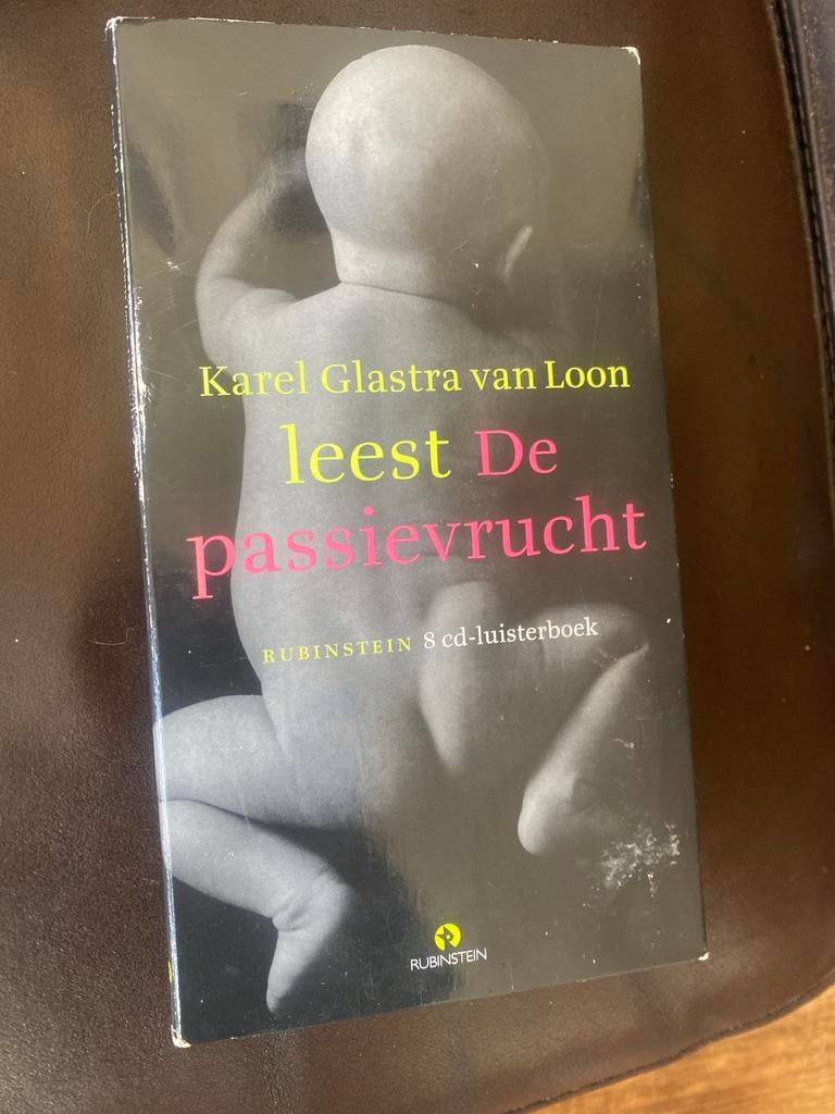 Karel Glastra van Loon leest De passievrucht luisterboek, Ophalen of Verzenden, Cd, Volwassene
