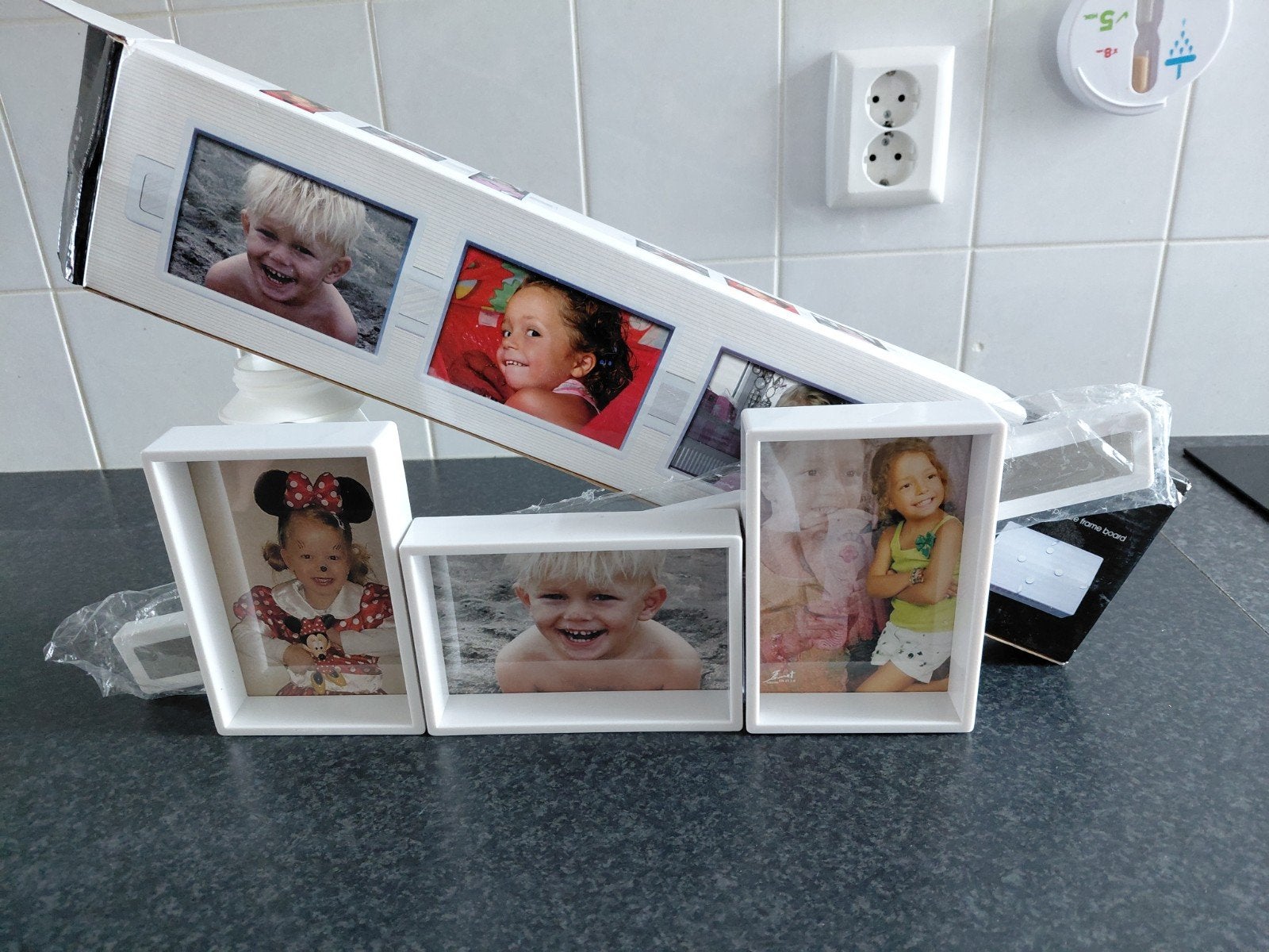 Foto lijsten kunststof met magneet strip ., Ophalen of Verzenden, Nieuw