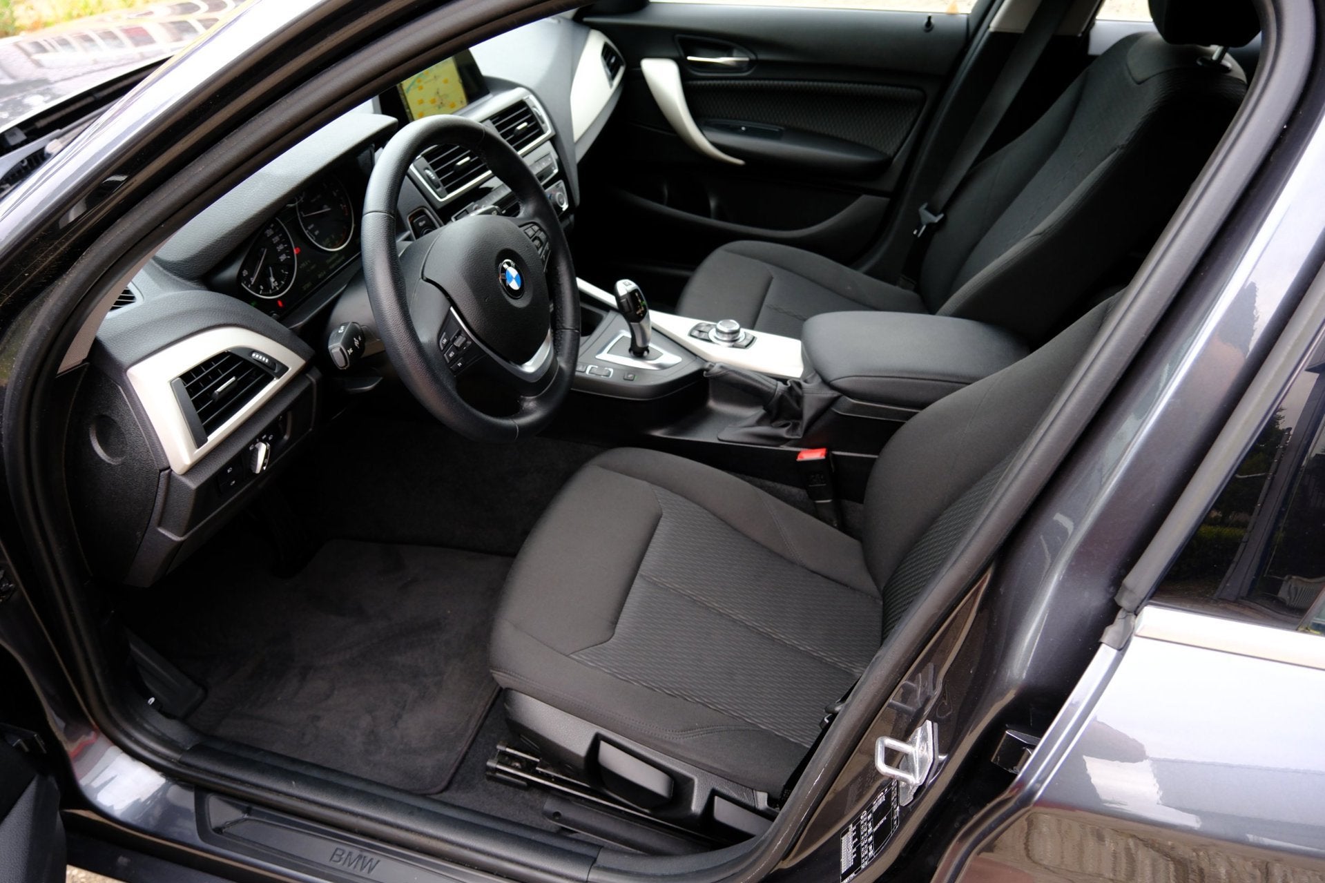 BMW 1-serie 118i Centennial Executive Aut. *37.360km!* Navi|, Auto's, Dealer onderhouden, Gebruikt, Origineel Nederlands, Bedrijf