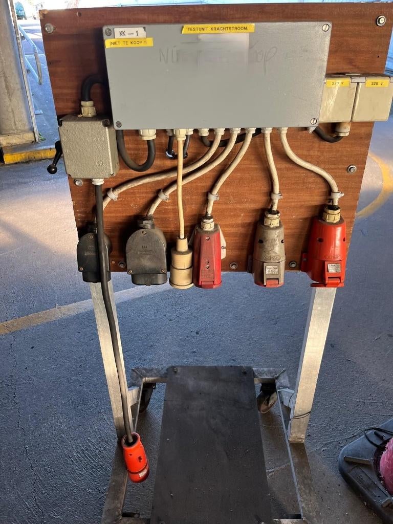 verdeelkast 380V 220V met alle vormen van stekkers, Ophalen, Gebruikt, Overige typen