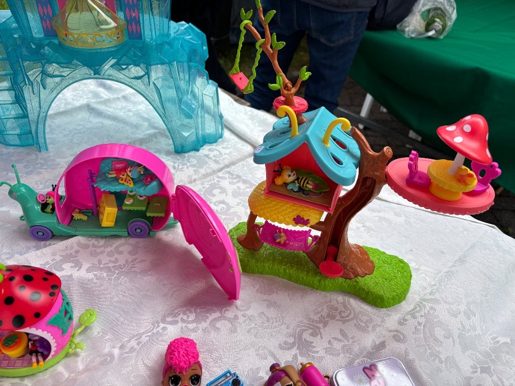 Enchantimals clubhuis - rups camper, Ophalen of Verzenden, Zo goed als nieuw, Toebehoren
