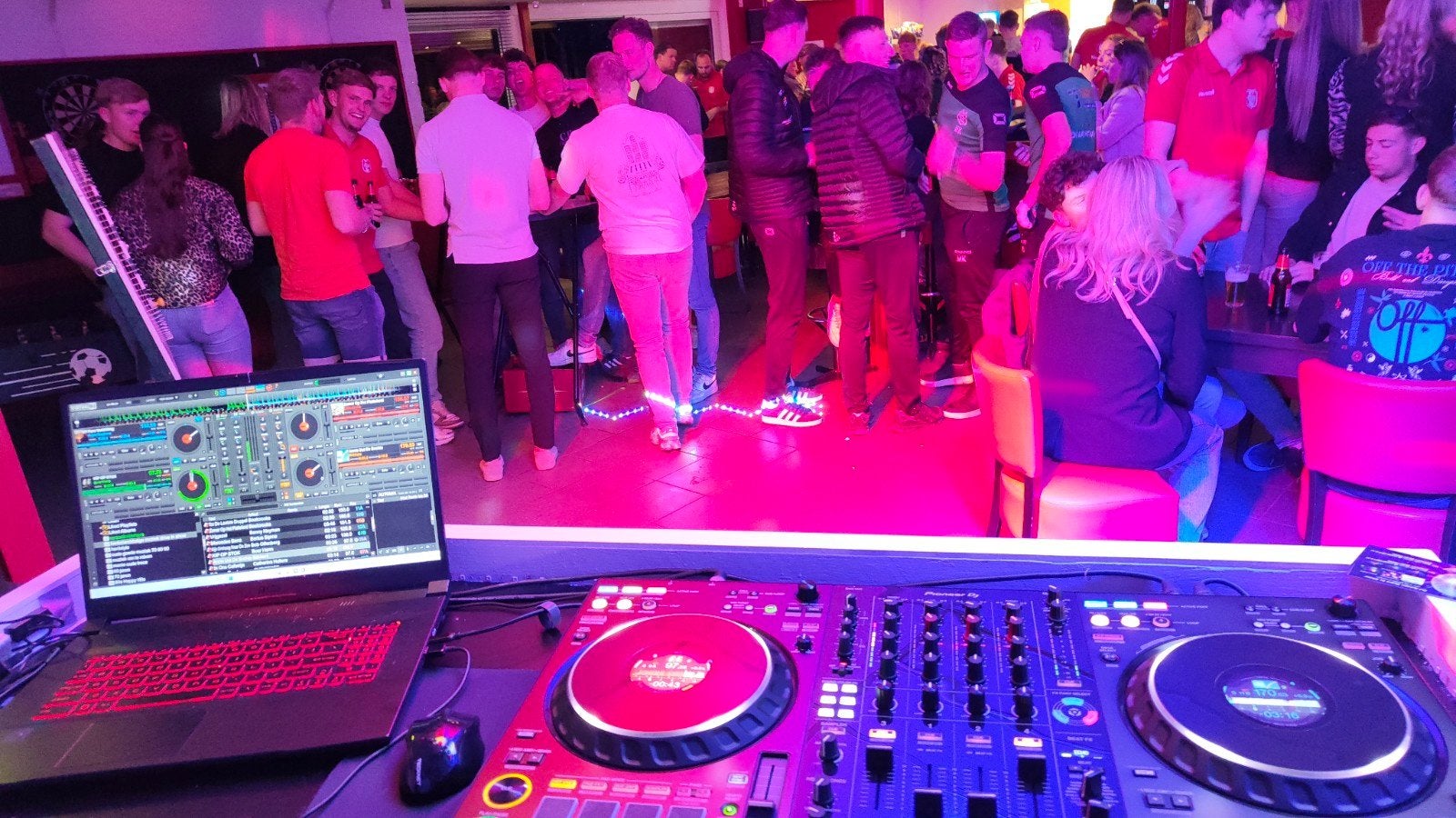 DJ voor al uw Verjaardagen of bruiloften., Solo-artiest