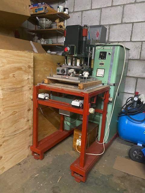 lasmachine hoogfrequent pvc-pu INCL compressor, Ophalen, Gebruikt