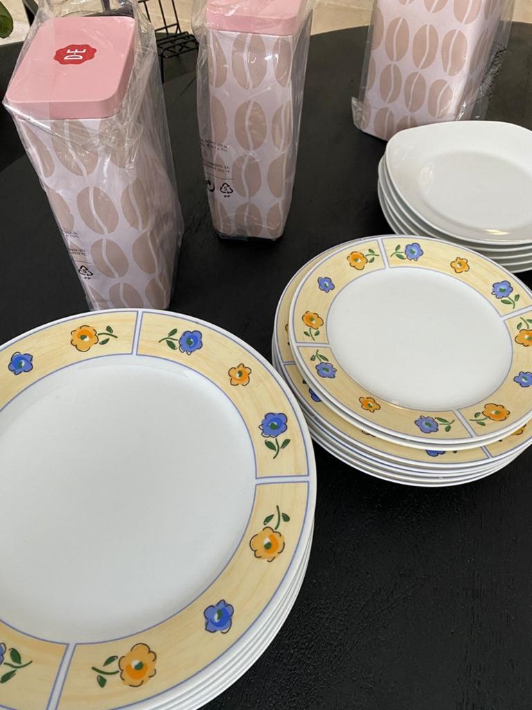 Douweegbert bewaar dozen en borden, Huis en Inrichting, Keuken | Servies, Ophalen of Verzenden, Nieuw, Overige stijlen, Bord(en)