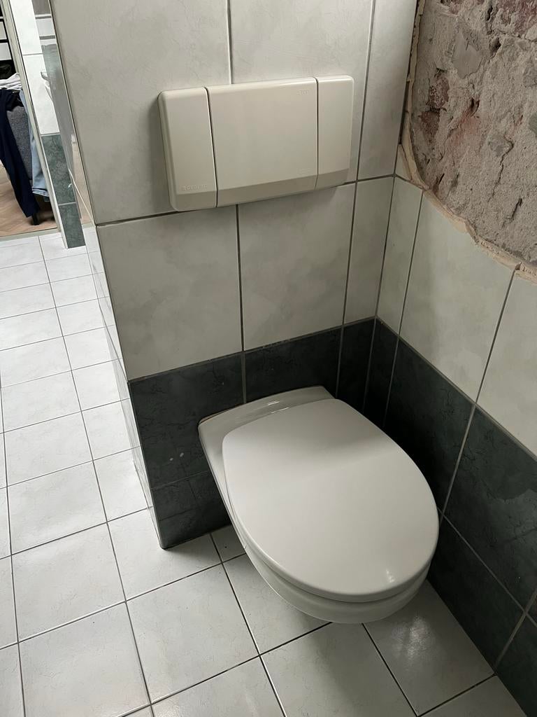 Sphinx wandcloset / toilet, Ophalen, Gebruikt, Toilet