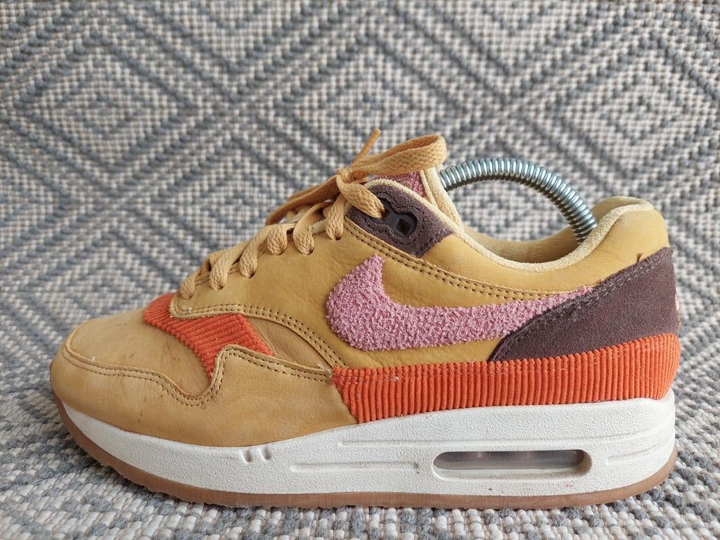Nike Air Max 1 Crepe Wheat Gold Rust Pink 41, Overige kleuren, Nike, Ophalen of Verzenden, Sneakers of Gympen