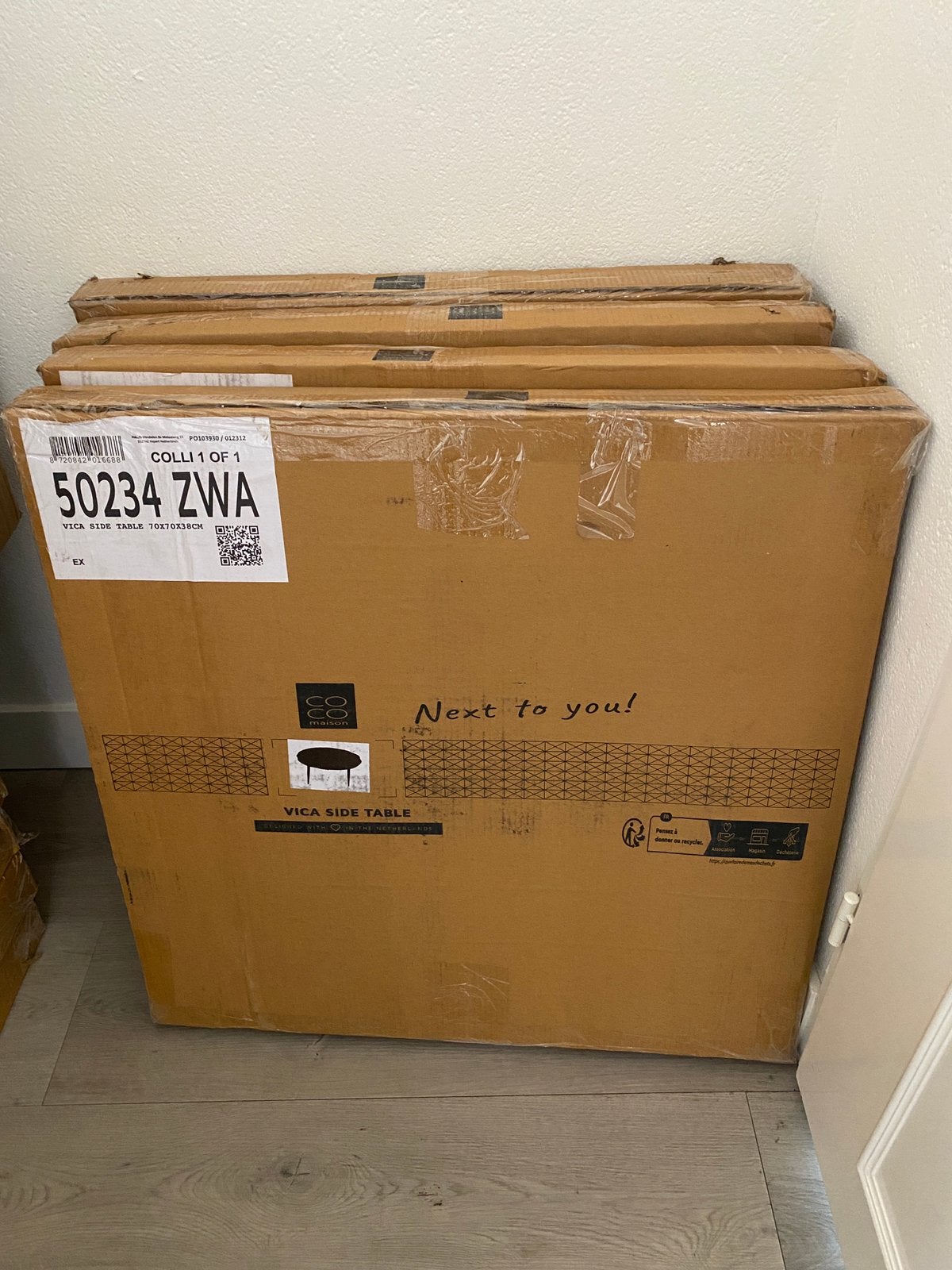Foto 4 van Coco Maison Vica Salontafel Ø70cm Zwart - Nieuw in doos