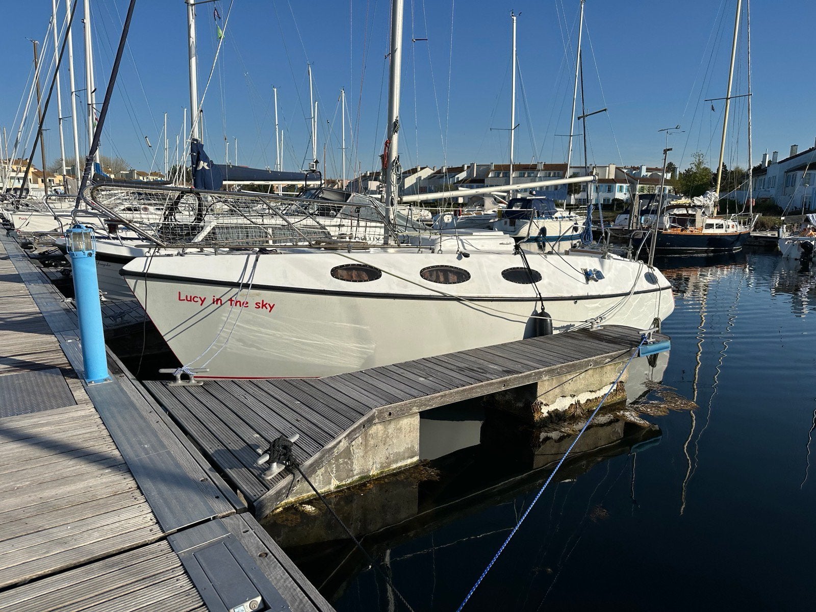 Kajuit Zeilboot Flying Tramp 7,5M / 4 slaapplaatsen / Nieuw, Watersport en Boten, Kajuitzeilboten en Zeiljachten, Ophalen, Binnenboordmotor