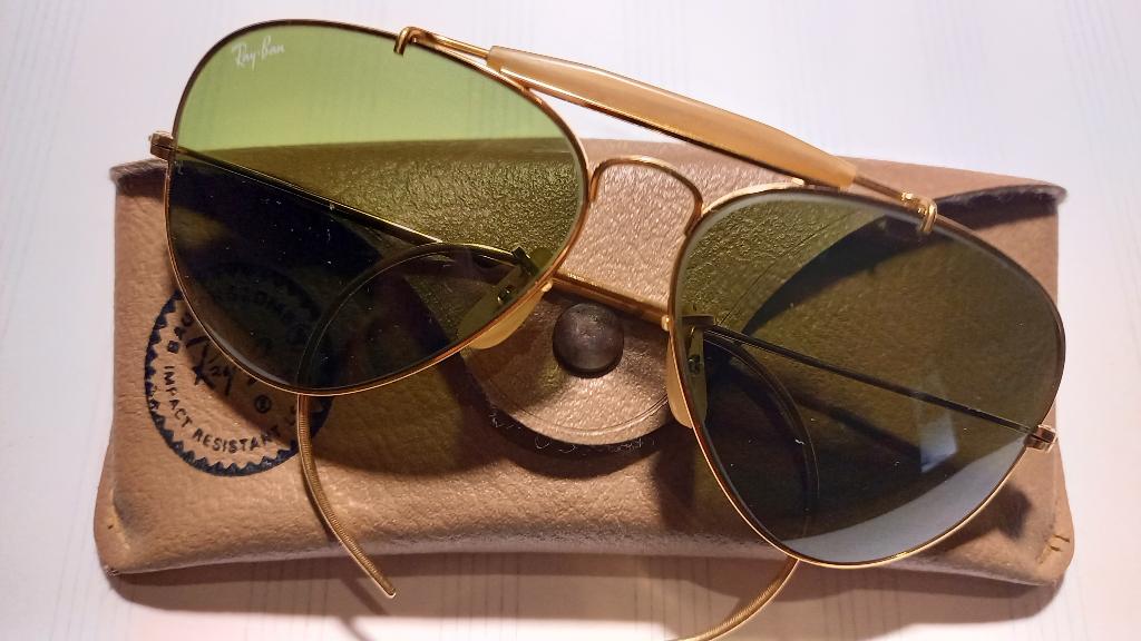 Vintage Ray-Ban, Sieraden, Tassen en Uiterlijk, Zonnebrillen en Brillen | Heren, Zonnebril, Ophalen of Verzenden, Zo goed als nieuw
