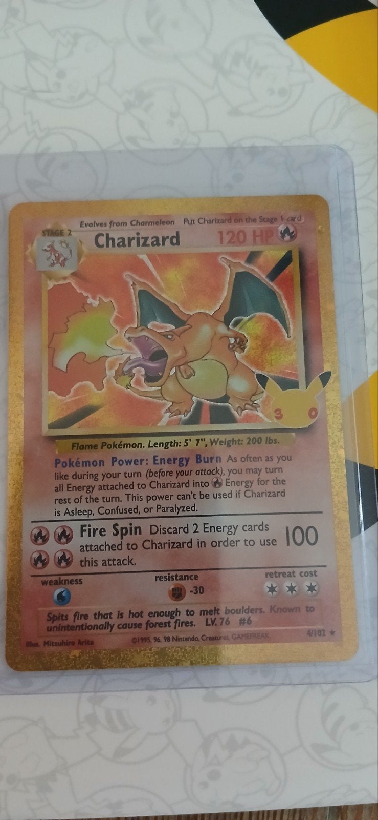 Pokémon Charizard Celebrations Classic Collection Kaart, Ophalen, Zo goed als nieuw, Losse kaart