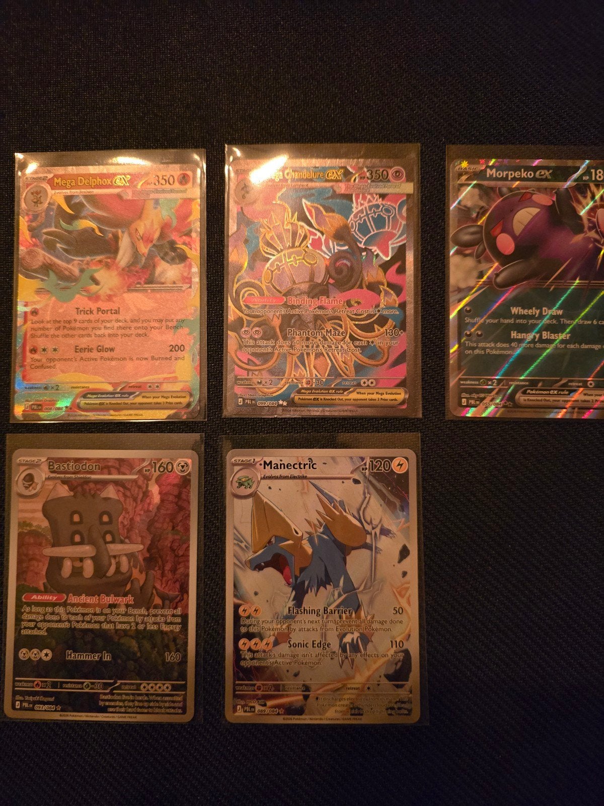 Pitch Black manectric, bastiodon, delphox, chandelure, Verzenden