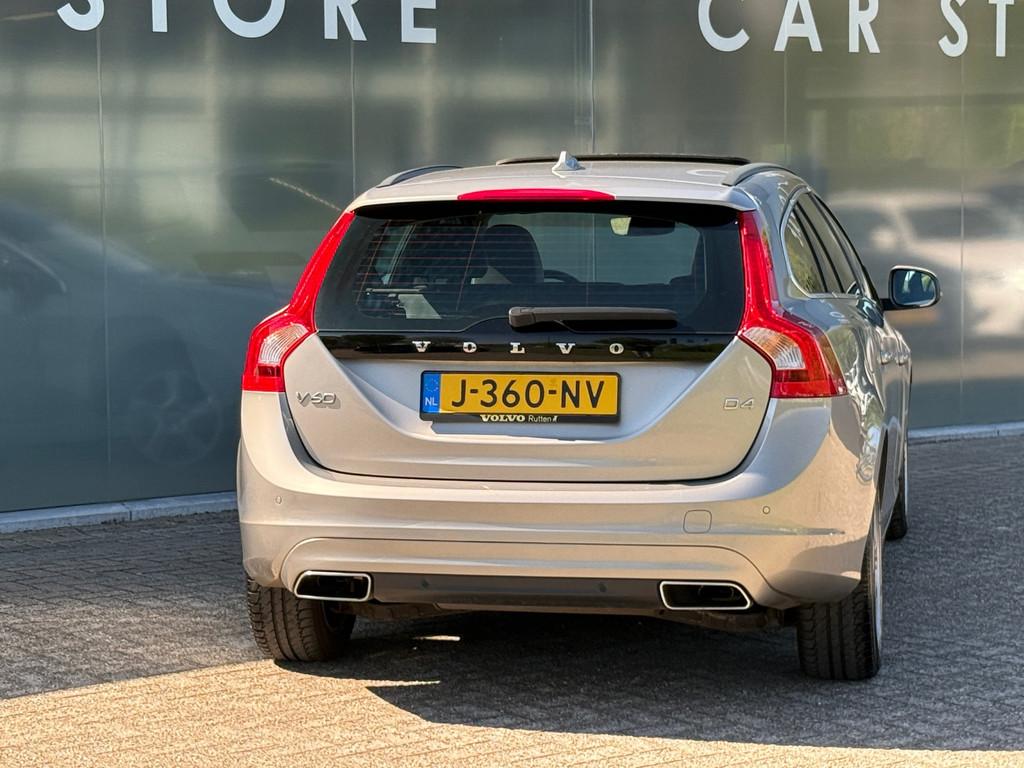 Volvo V60 2.0 D4 AUTOMAAT Momentum NAVI PDC SCHUIFDAK, Auto's, 4 cilinders, 23 km/l, Diesel, 168 €/maand