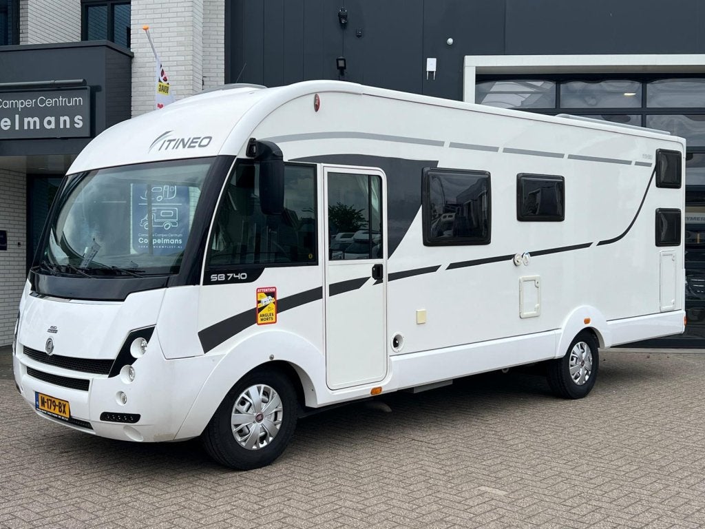Itineo Famili SB740 stapelbed, 5 persoons, 7 slaapplaatsen, Ringverwarming, Fiat, Bedrijf, Meer dan 6