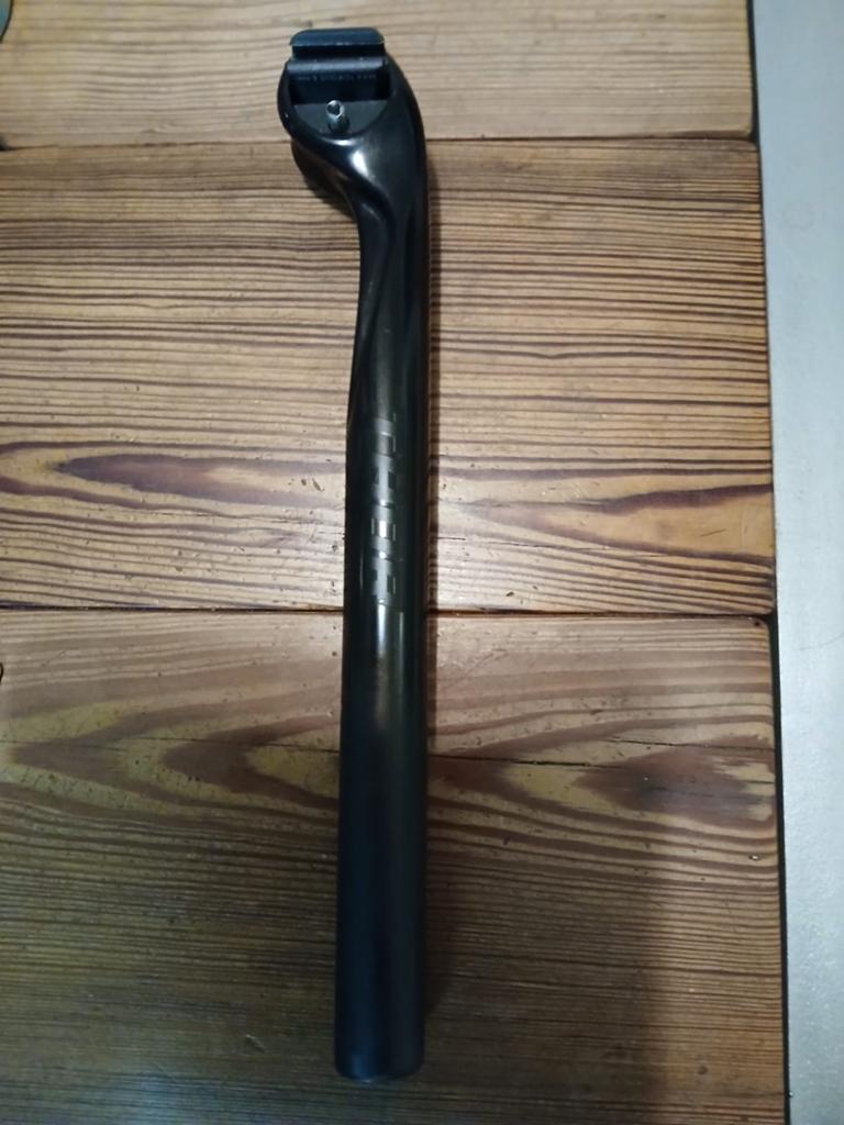 Carbon zadelpen/ 27,2mm / 30cm/ zgan., Ophalen, Zo goed als nieuw, Overige typen