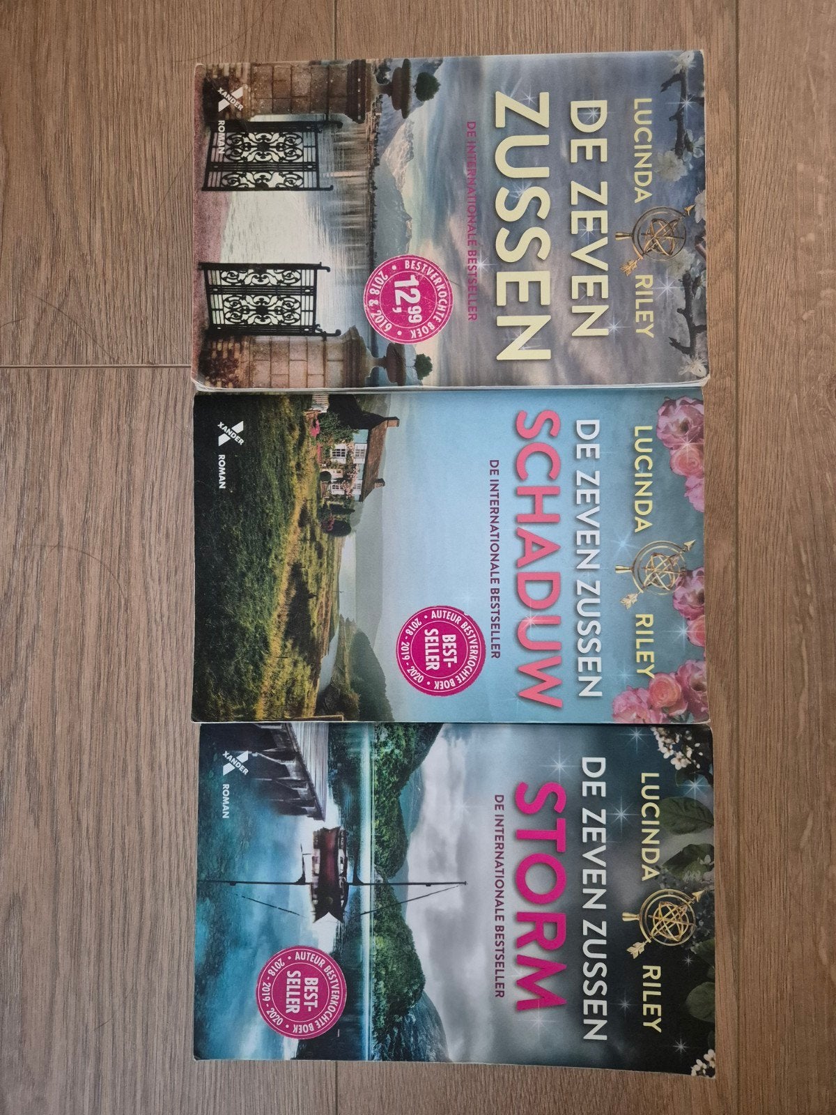De Zeven Zussen boekenreeks - deel 1 t/m 3, Boeken, Ophalen of Verzenden, Gelezen