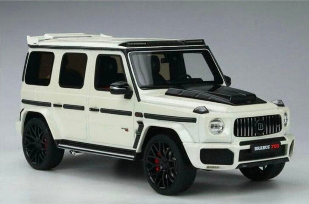 GT Spirit
Mercedes Brabus 700 widestar G klasse
1:18, Hobby en Vrije tijd, Modelauto's | 1:18, Ophalen of Verzenden, Zo goed als nieuw