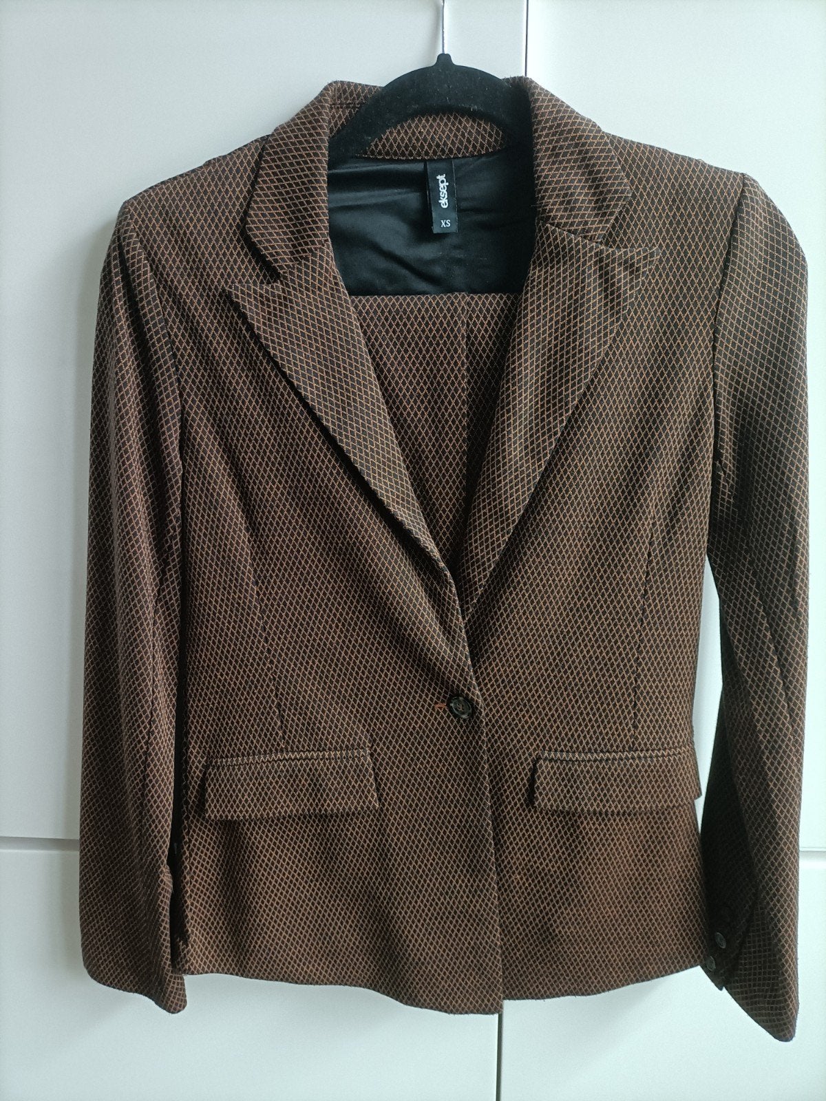 Eksept Bruin Geruit Pak (Broek & Blazer) Maat XS, Bruin, Ophalen of Verzenden, Zo goed als nieuw, Eksept