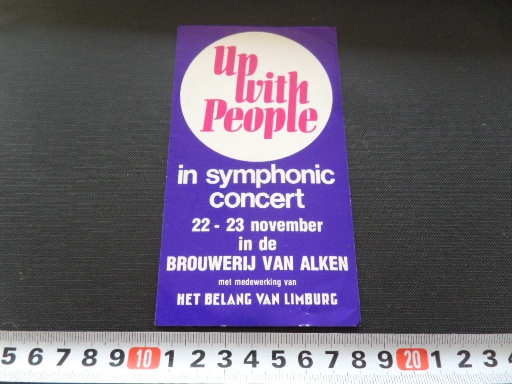 sticker up with people in de brouwerij van alken belgië, Ophalen, Zo goed als nieuw