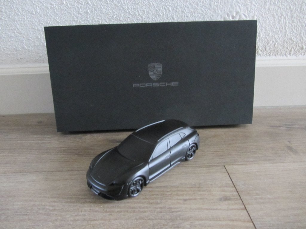 Porsche Taycan Cross Turismo Turbo S Presse Papier, Paperwei, Hobby en Vrije tijd, Ophalen of Verzenden, Nieuw, Auto, Overige merken