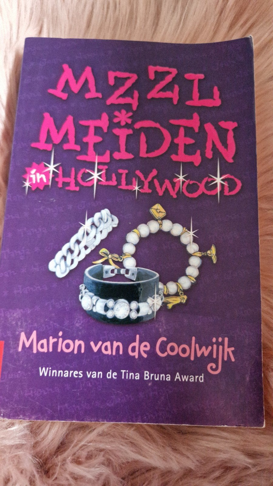 MZZL Meiden in Hollywood - Marion van de Coolwijk, Boeken, Ophalen of Verzenden, Gelezen, Marion van de Coolwijk, Fictie