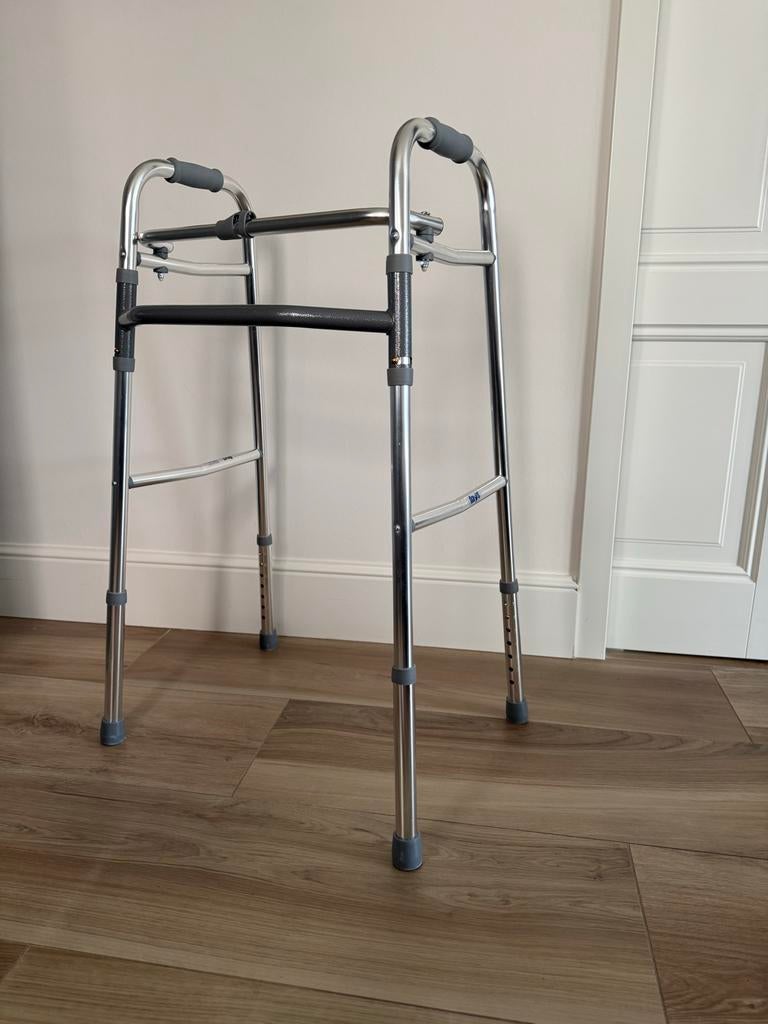 Te koop inklapbaar looprek., Diversen, Ophalen, In hoogte verstelbaar, Zo goed als nieuw