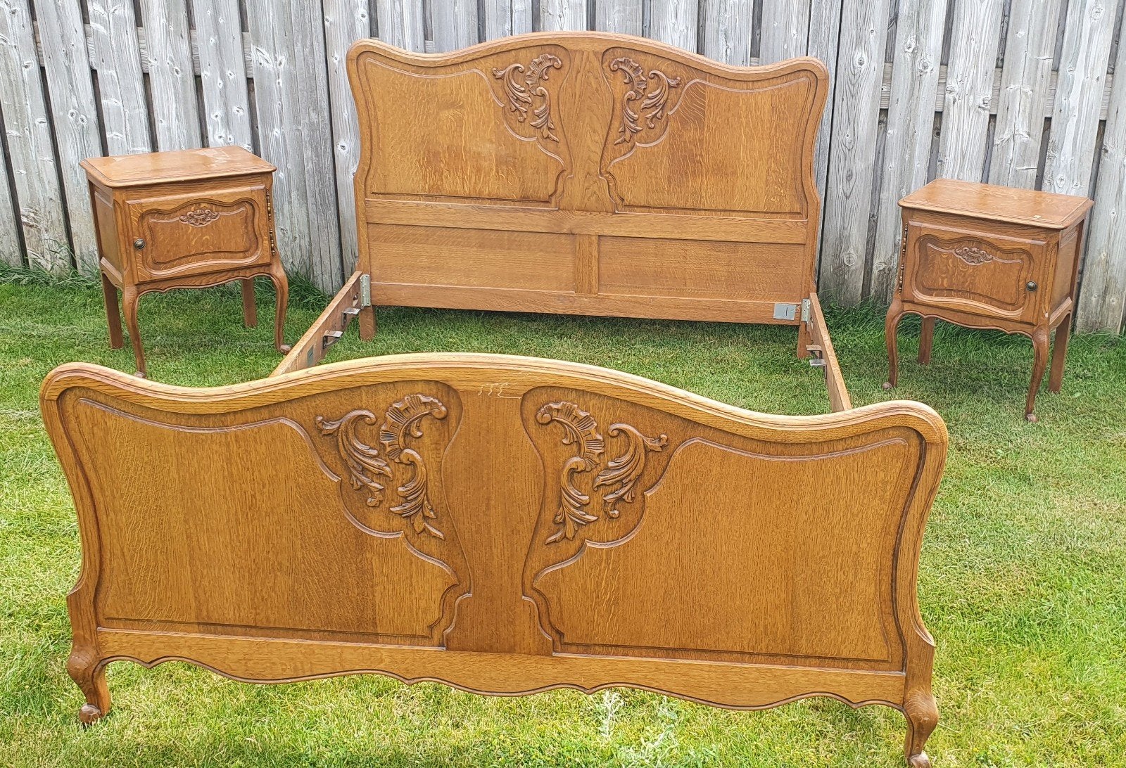 Brocante queen anne tweepersoonsbed nachtkastjes, Ophalen