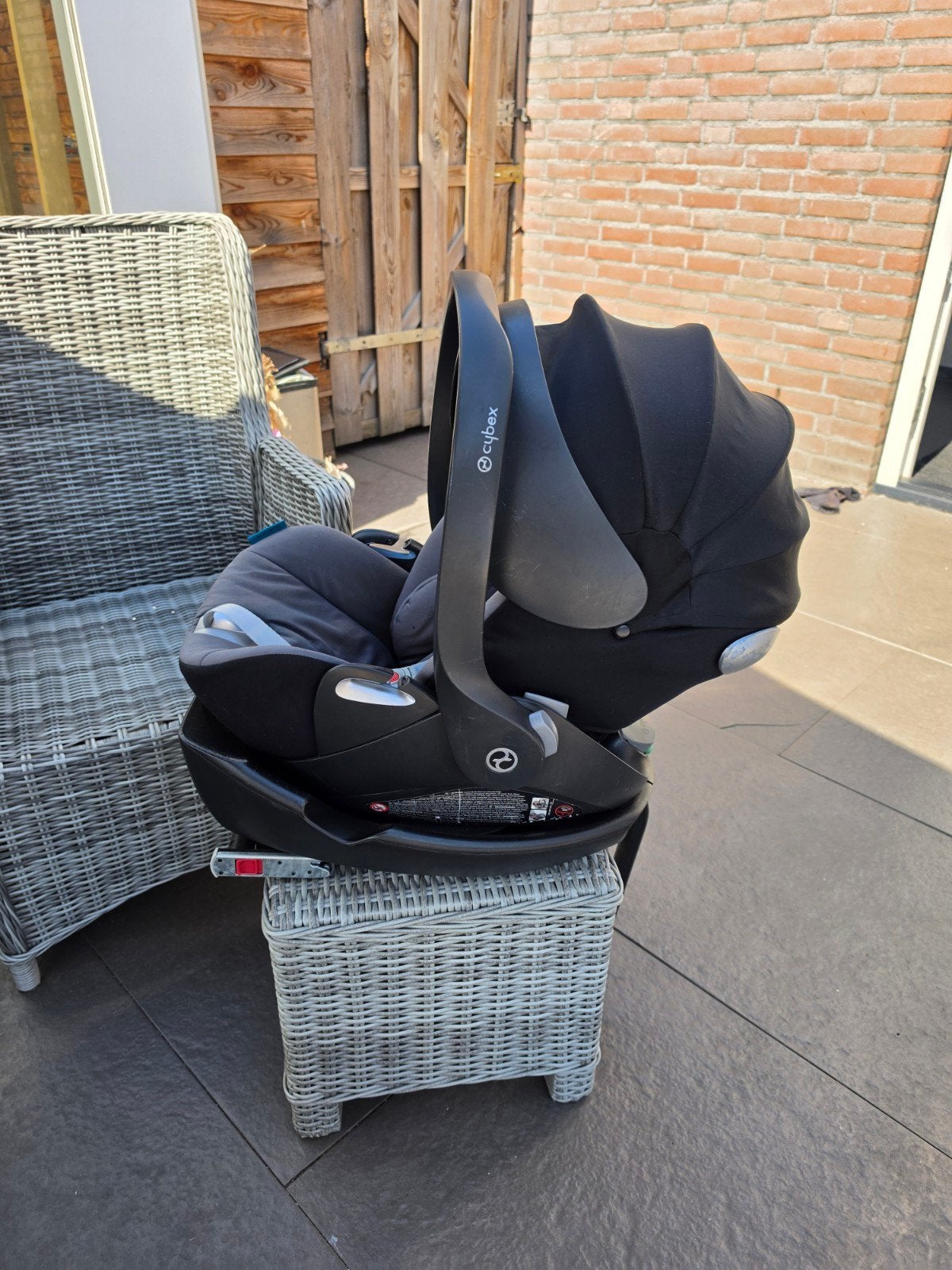 Cybex Aton 5 autostoel met Isofix base, Autogordel of Isofix, Gebruikt, 0 t/m 13 kg, Slaapstand