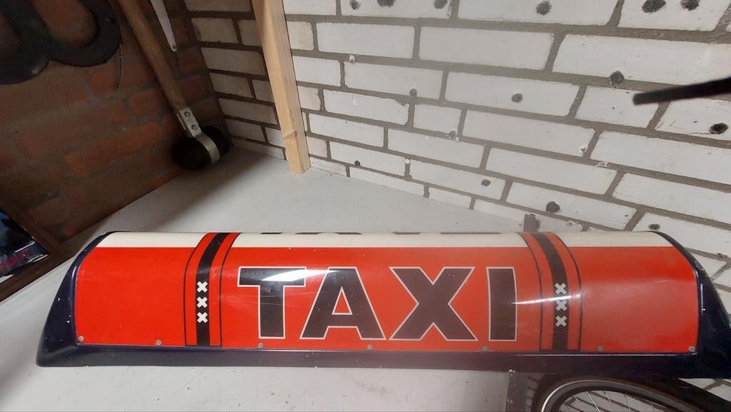 Taxi dakbord met Amsterdamse kruizen, Ophalen of Verzenden