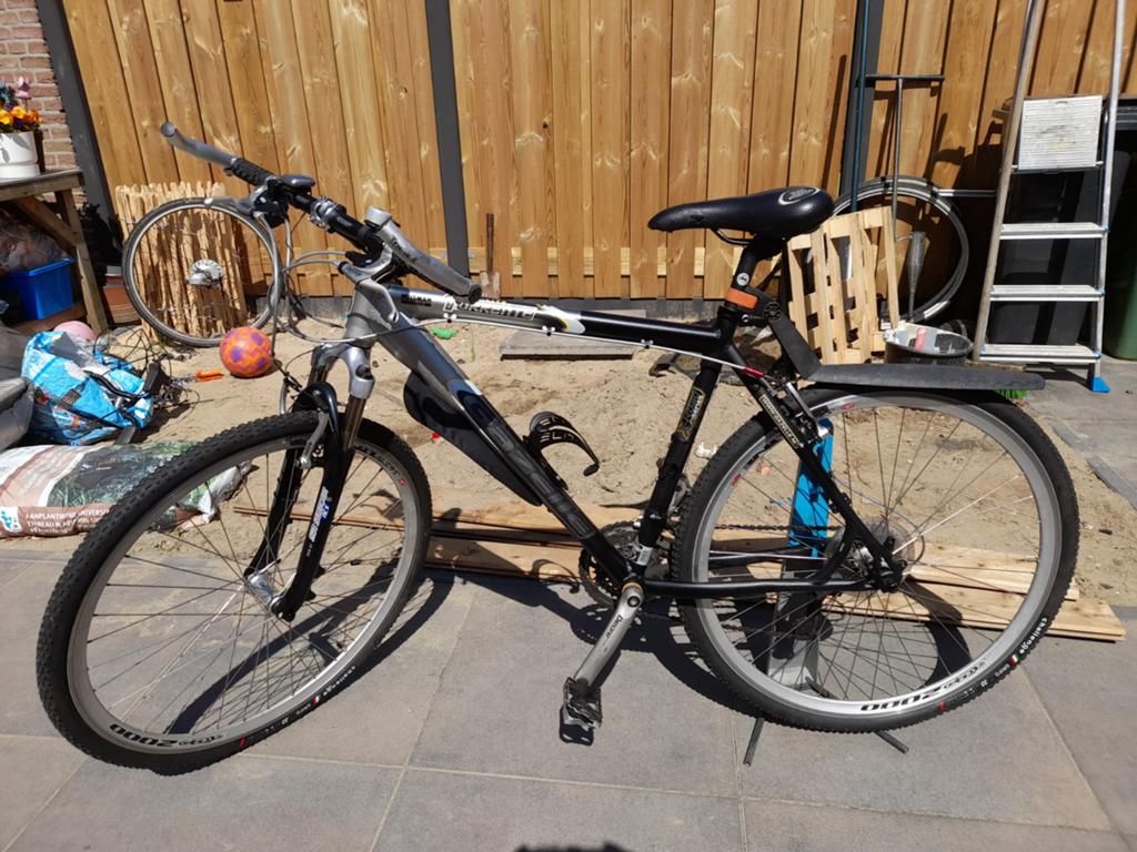 Gazelle Torrente 28 inch 27 versnellingen ( nette fiets ), Fietsen en Brommers, Fietsen | Mountainbikes en ATB, 49 tot 53 cm, Ophalen