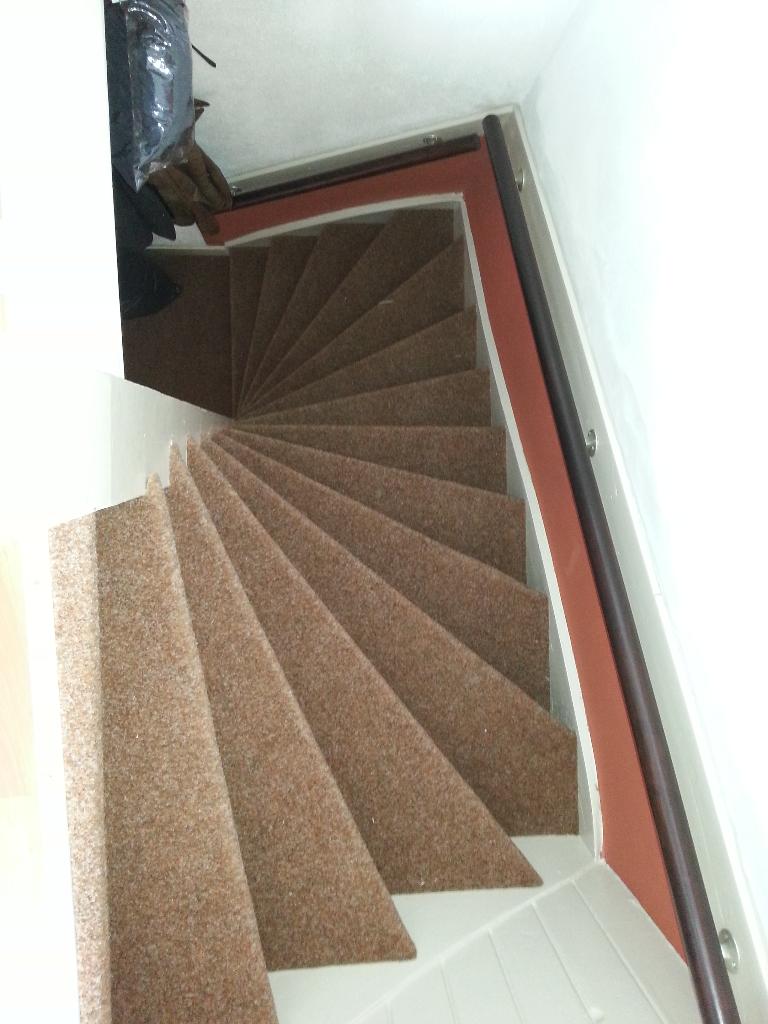 Foto 7 van Trap bekleden, stofferen incl. tapijt | vanaf €295,-