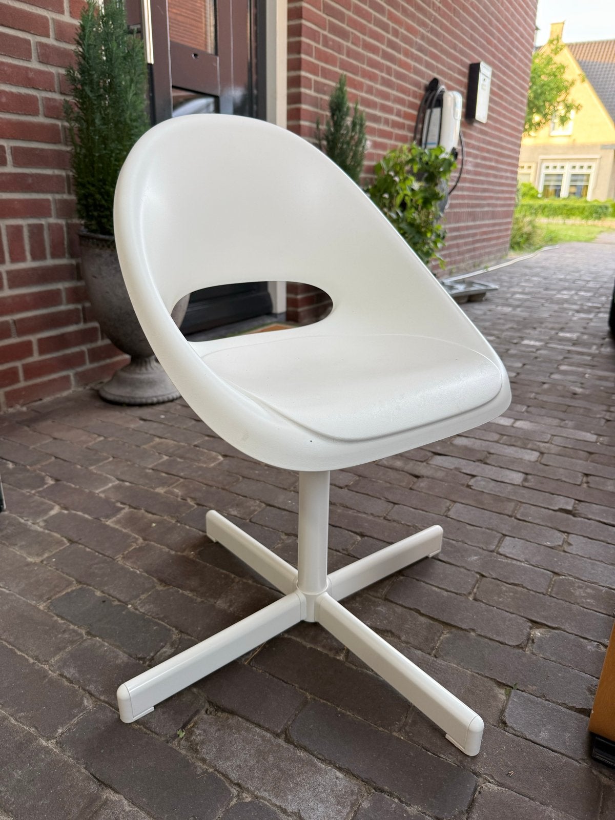 IKEA kinderen bureaustoel, wit, draaibaar, Huis en Inrichting, Stoelen, Ophalen, Kunststof, Gebruikt, Wit
