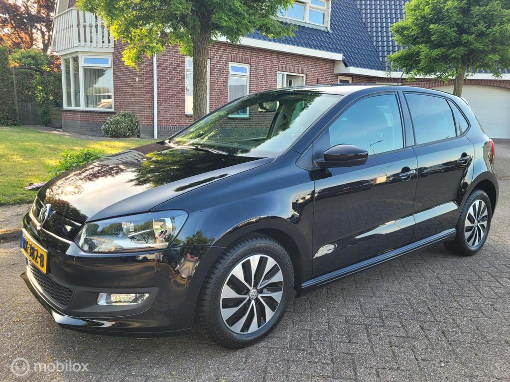 Volkswagen Polo 1.0 BlueMotion Edition,Navi/airco/lm., Voorwielaandrijving, Stof, 95 pk, Zwart