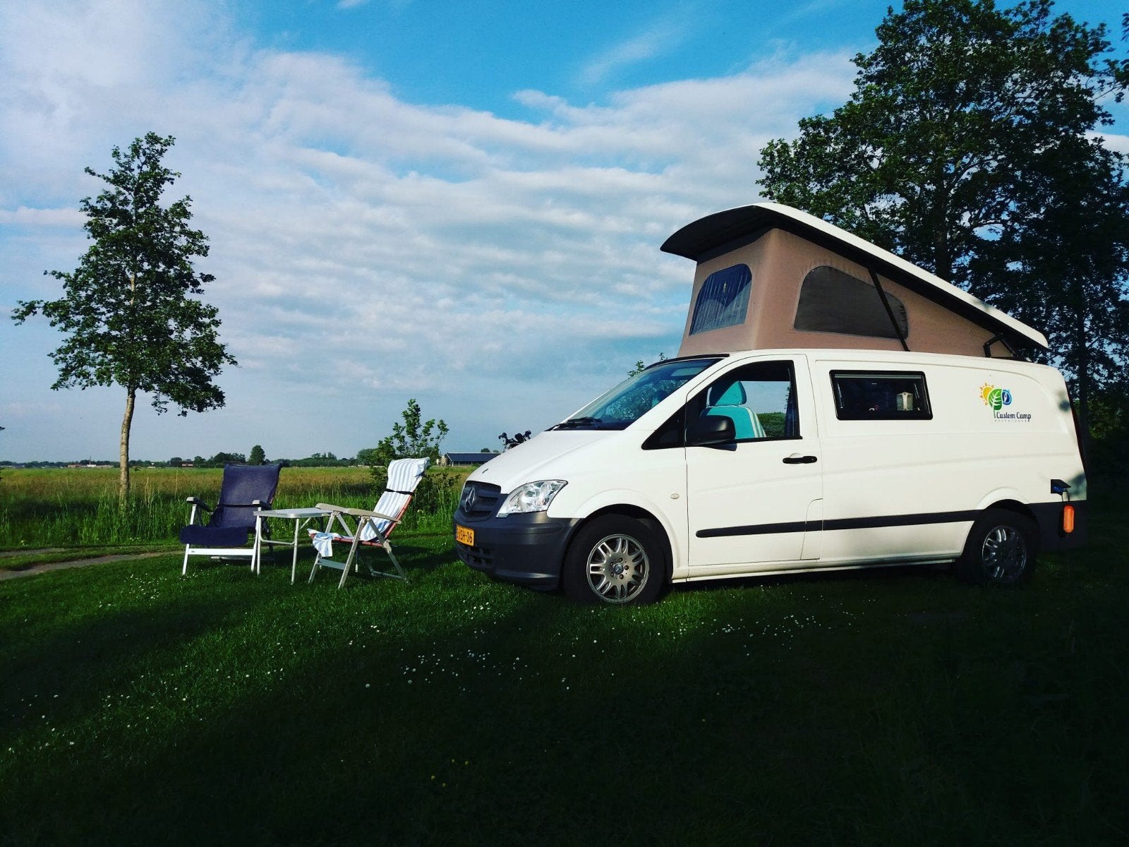 MB vito 313 CDI  4 pers. camper met hefdak, Caravans en Kamperen, Buscamper of Camperbus, Mercedes-Benz, Particulier, Tot en met 4