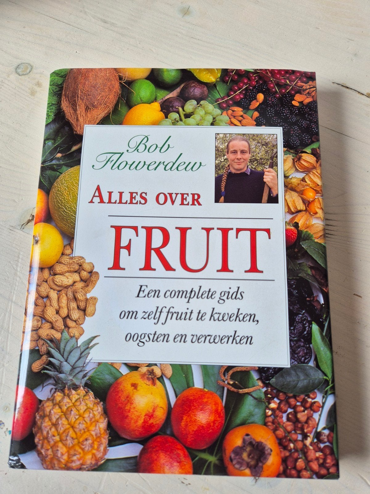 B. Flowerdew - Alles over fruit, Boeken, Natuur, Bloemen, Planten en Bomen, B. Flowerdew, Ophalen of Verzenden, Zo goed als nieuw