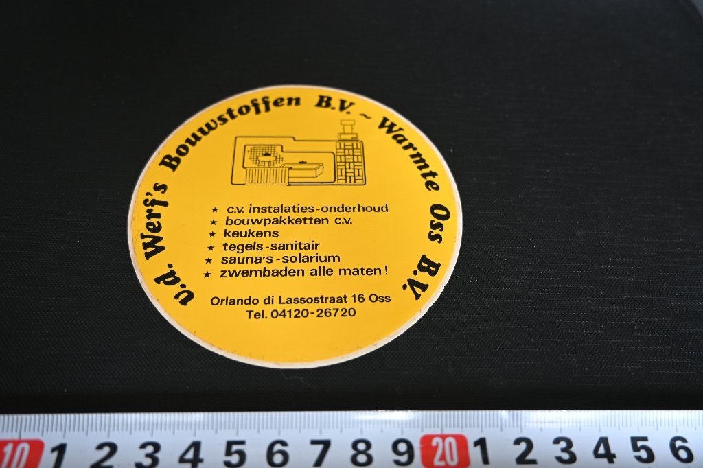 sticker Oss v, d, Werf's Bouwstoffen bv Warmte Oss bv, Ophalen, Zo goed als nieuw