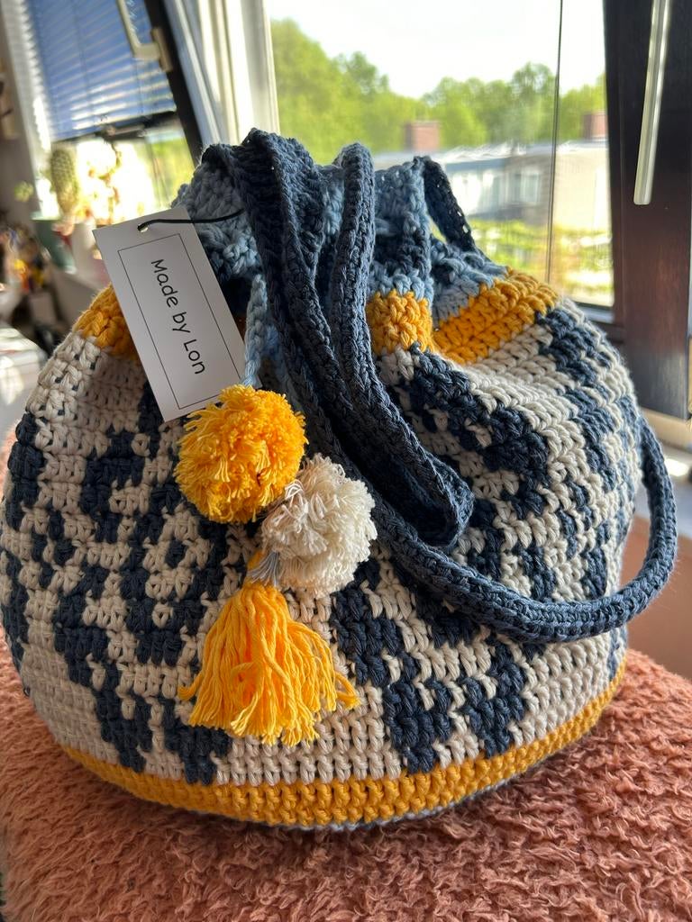 Unieke handgemaakte gehaakte tas met kwastjes, Ophalen of Verzenden, Nieuw, Blauw