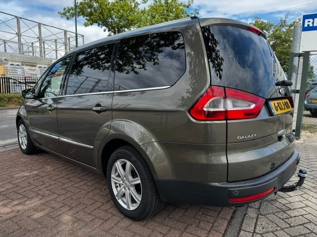 Ford Galaxy 1.6 SCTi Lease Titanium 7persoons EXPORT PRIJS E, Auto's, Voorwielaandrijving, Gebruikt, Zwart, 4 cilinders