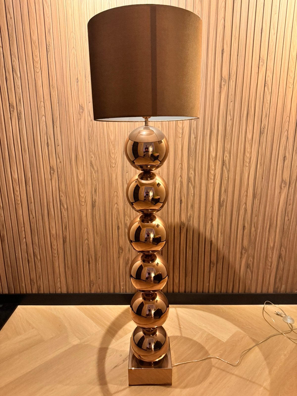 Eric Kuster - Bollamp - brons - Vloerlamp - Vierkante Voet, Ophalen, Overige materialen, Zo goed als nieuw, 150 tot 200 cm